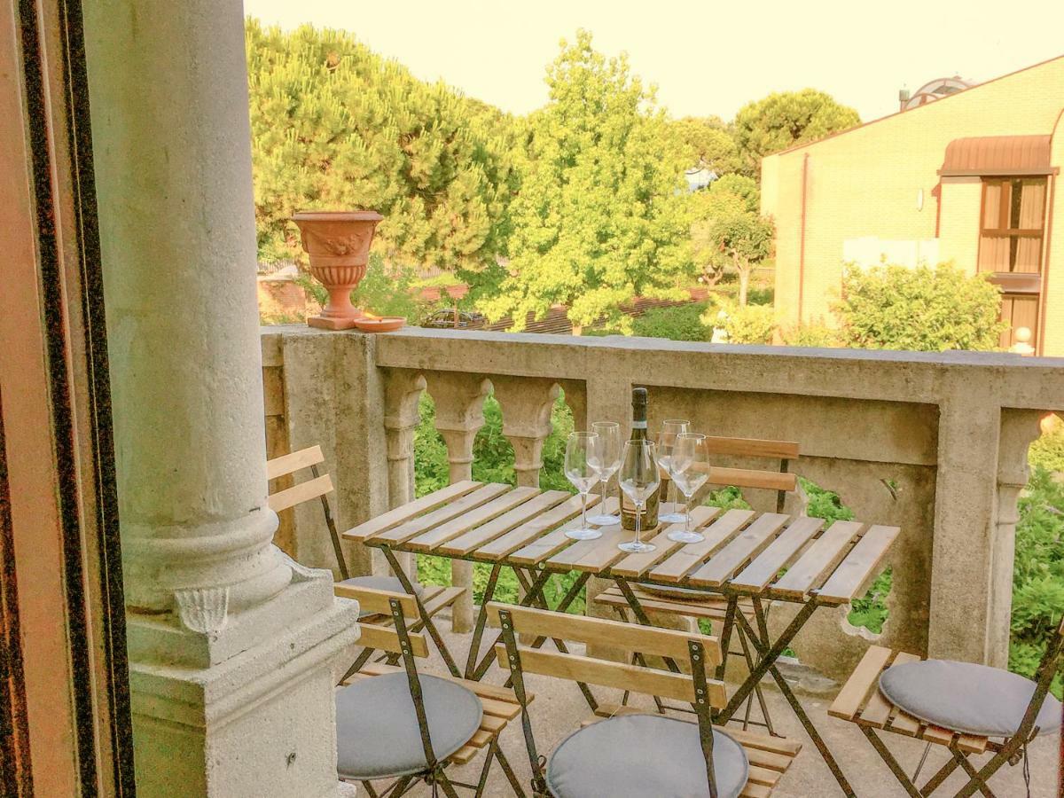 Villa Corrado Венеция Лидо Екстериор снимка